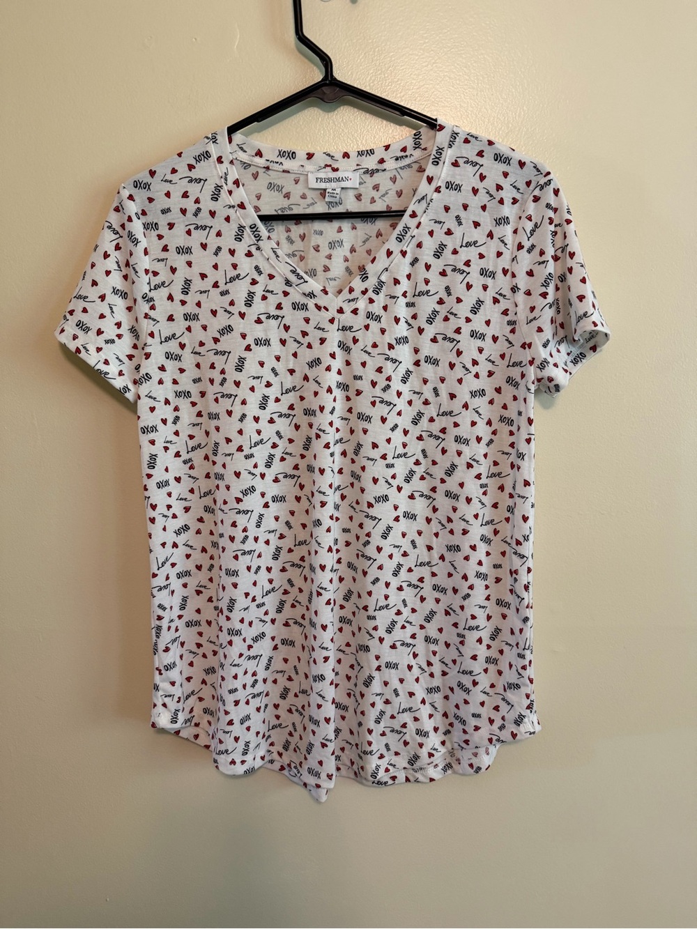 Freshman White V‑Neck Tee with Red Heart & Black Script Print
